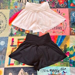 Aerie Real Me Black & White Crossover Flowy Shorts